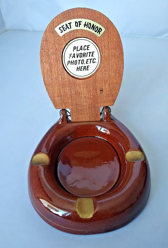 Japan ashtray toilet - ashtray, seat